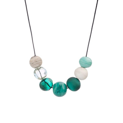 Elegant Glass Beads Necklace